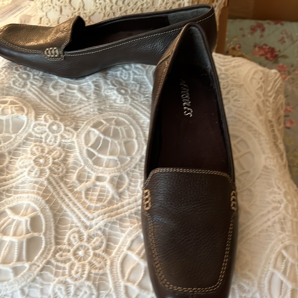 Aerosoles kitten heels - Picture 2 of 10